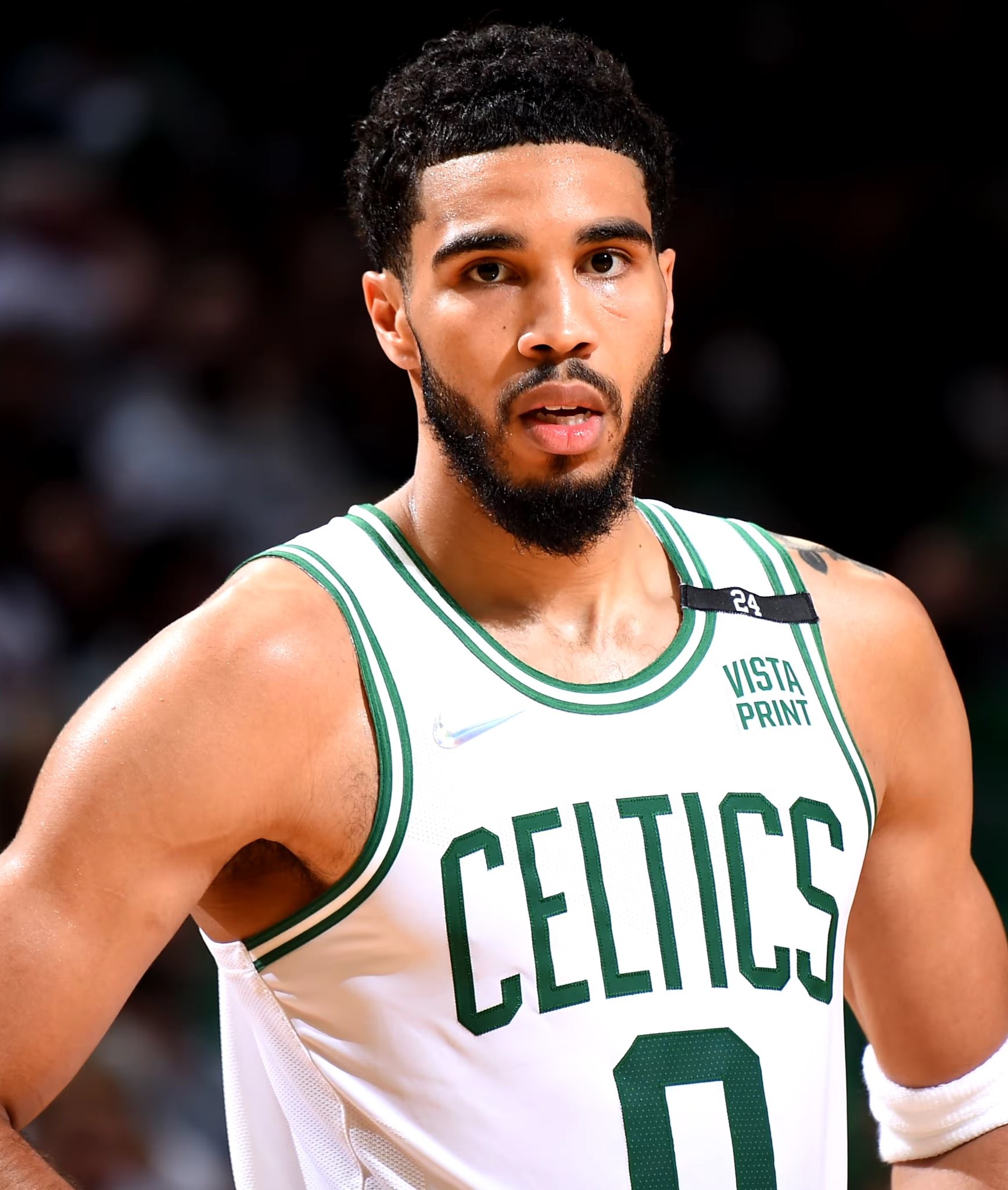 塔图姆在切尔西比赛中爆冷,刷新纪录引发热议! 塔图姆在切尔西比赛中爆冷,刷新纪录引发热议!