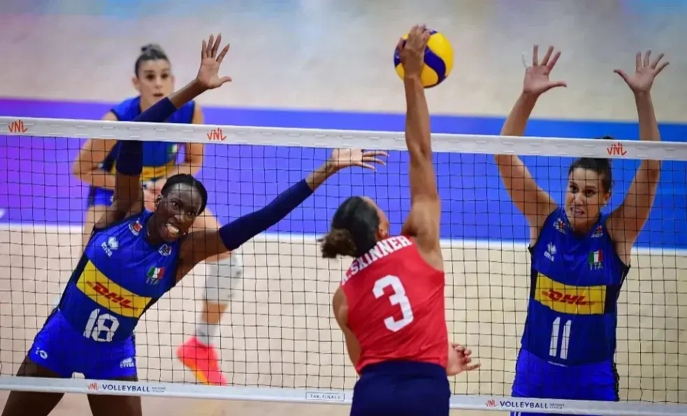 九游游戏-Ning连续二十场比赛得分超过表现优异，老鹰不断突破！全场沸腾不已的简单介绍-九游游戏